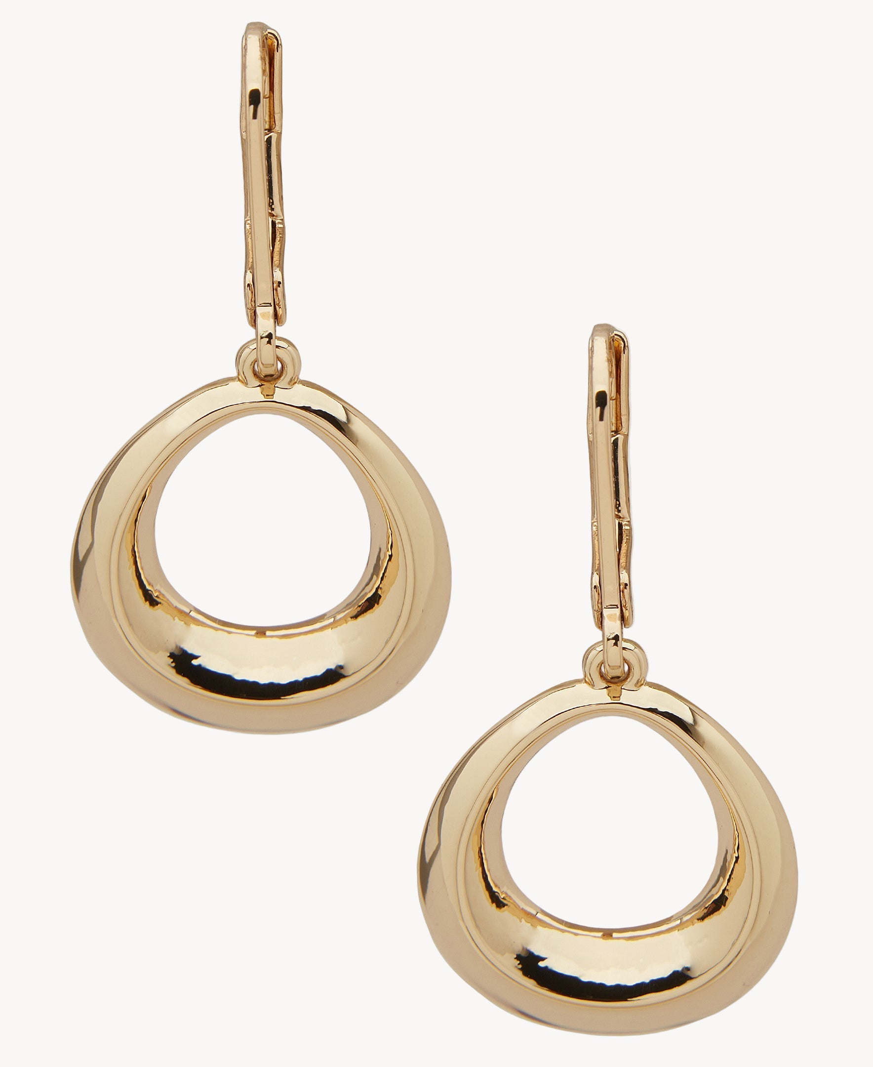 أقراط دائرية منحوتة ذهبية اللون من آن كلاين جوليري 01G00883