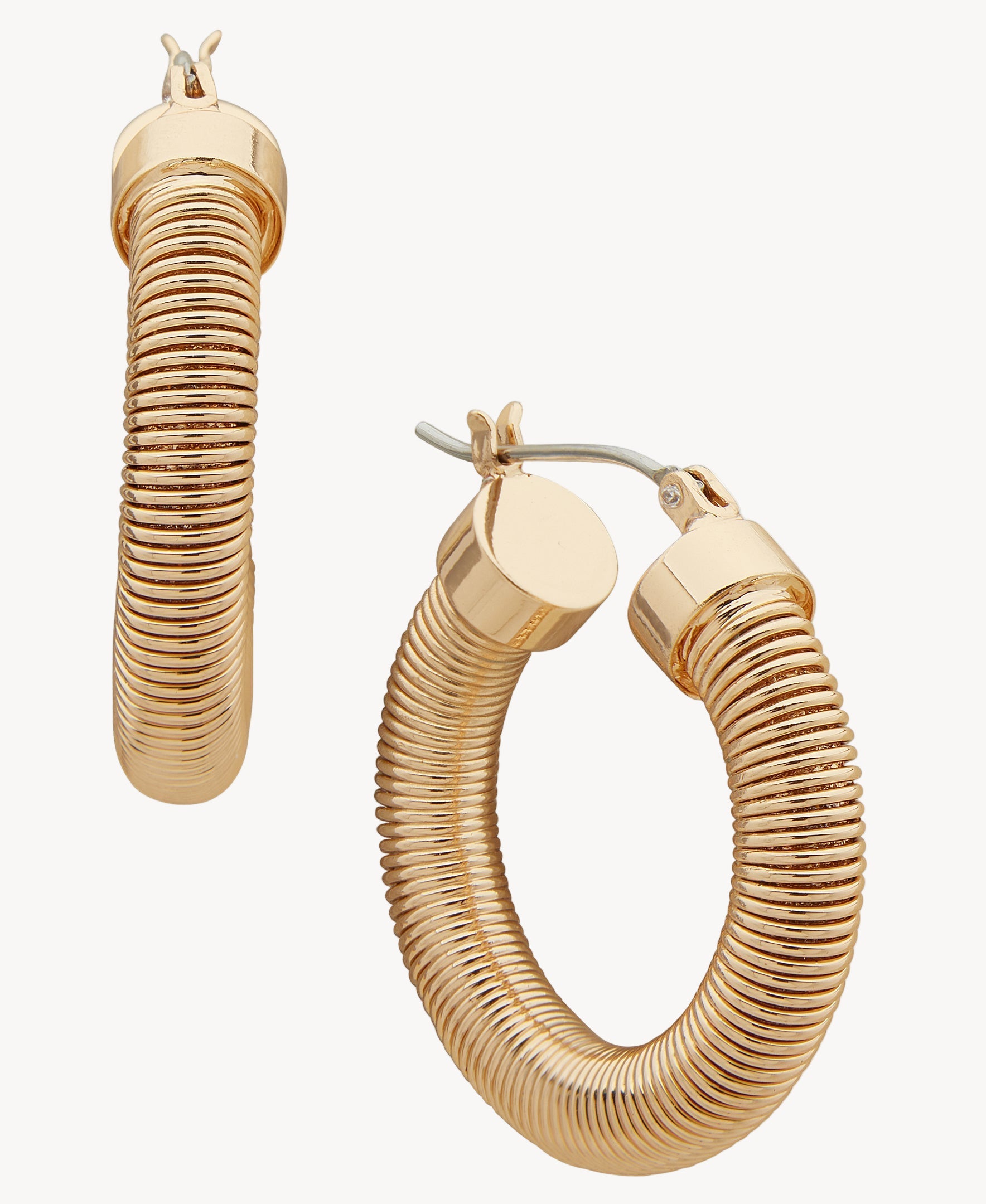 أقراط ناين ويست 19G02340 الذهبية المضلعة