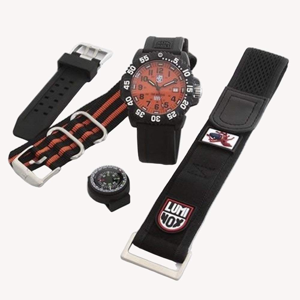 Luminox
Navy Seal Sea Scott Orange/Rubber Ø44 mm