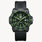 ساعة لومينوكس A-3067 Navy Seal Colormark السويسرية كوارتز (تعمل بالبطارية) سوداء للرجال