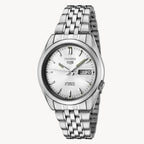 ساعة سيكو 5 SNK355K1 أوتوماتيكية للرجال بمينا فضي وفولاذ مقاوم للصدأ