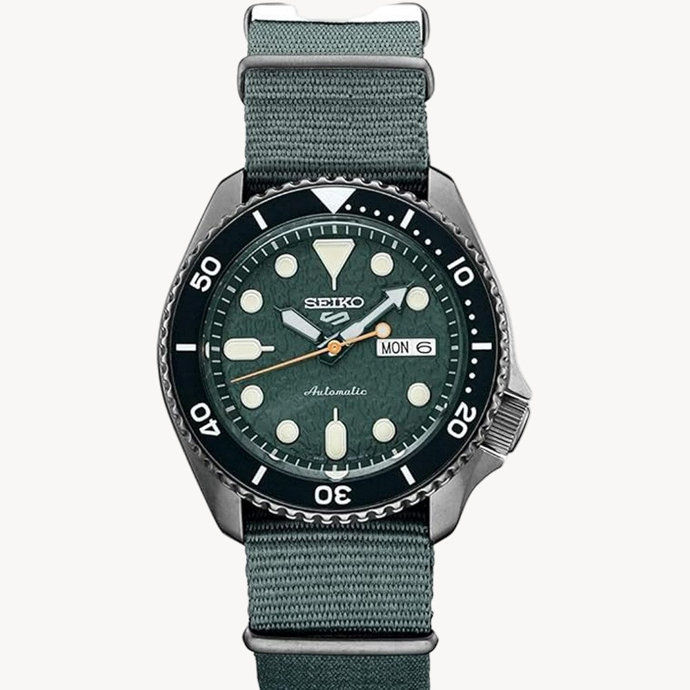 Seiko 5 Sports SRPD77K1