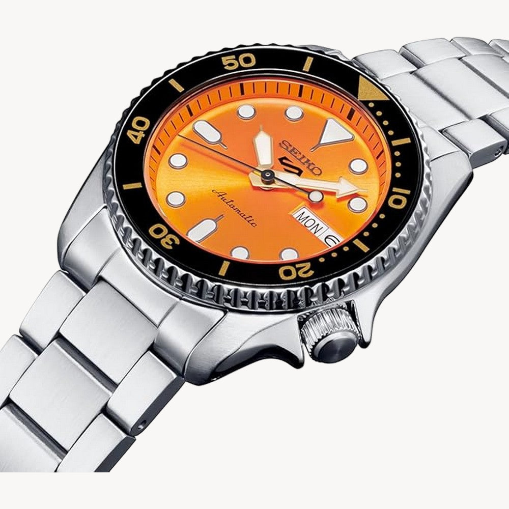 Seiko 5 Sports SKX ‘Midi’ Orange
