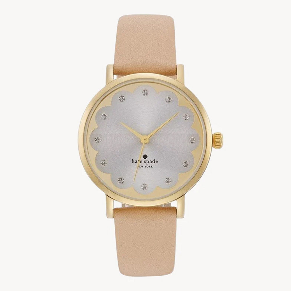 ساعة مترو ذات ميناء صدفي وحزام جلدي