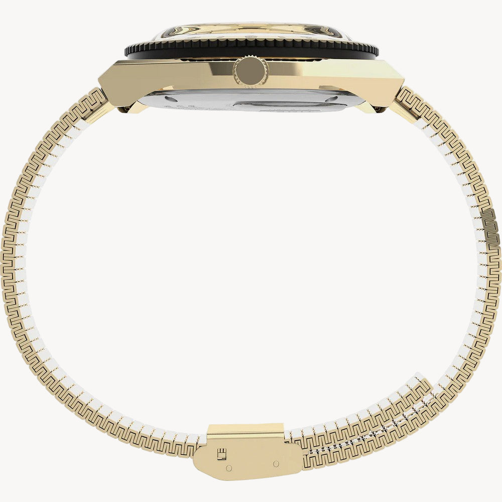 ساعة Q TimeX TW2U95800 بسوار من الفولاذ المقاوم للصدأ